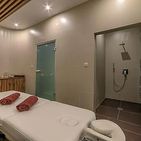 Zbojnicowka Hotel 3*