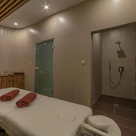 فندق Zbojnicowka